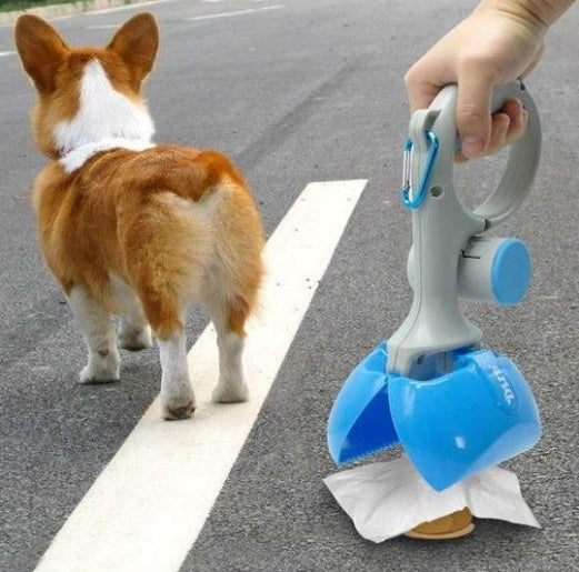 Automatic portable toilet for dogs
